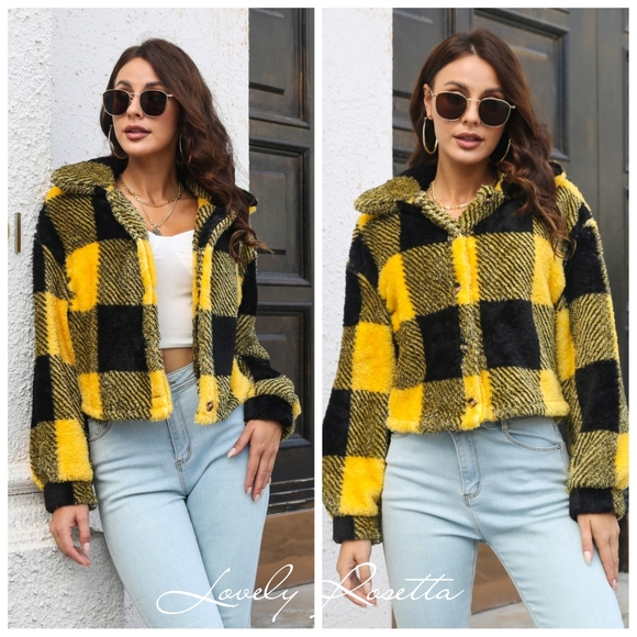 Lovely Rosetta Jackets & Blazers - Classic Plaid Buttoned Jacket